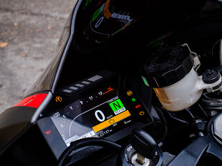 2017 Honda CBR 1000 RR/RA Fireblade, чёрный, 1205649 рублей, вид 2