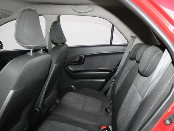 2011 Kia Picanto II, красный, 539900 рублей - вид 9