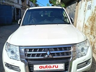 2014 Mitsubishi Pajero IV Рестайлинг 2, белый, 2750000 рублей, вид 2