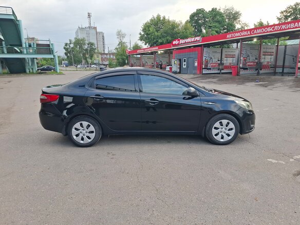 2014 Kia Rio III, чёрный - вид 5