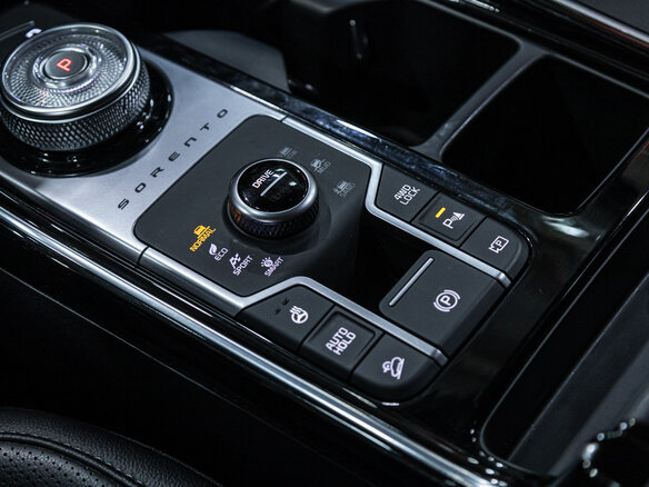 2024 Kia Sorento IV Рестайлинг, серый, 4790000 рублей - вид 22