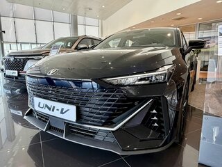 2024 Changan UNI-V I, чёрный, 3279900 рублей, вид 4