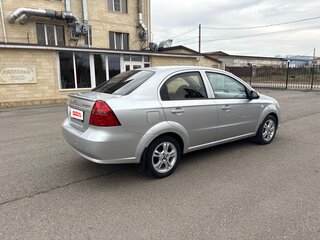 2008 Chevrolet Aveo I Рестайлинг, серебристый, 540000 рублей, вид 4