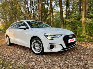 2020 Audi A3 Sportback 35 TFSI IV (8Y), белый, 2000000 рублей, вид 4