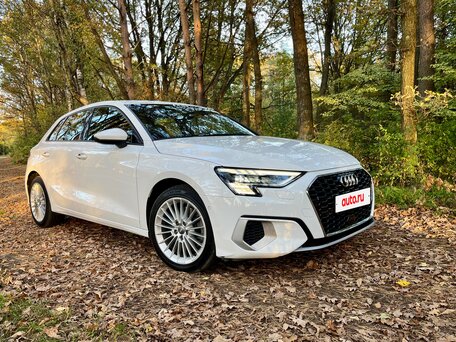 2020 Audi A3 Sportback 35 TFSI IV (8Y), белый, 2000000 рублей, вид 4
