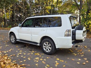 2012 Mitsubishi Pajero IV Рестайлинг 1, белый, 1778000 рублей, вид 5
