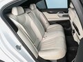 2017 BMW 7 серии 730i VI (G11/G12), белый, 3299000 рублей - вид 6