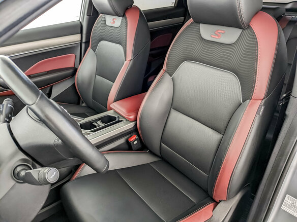 2022 Geely Coolray I, серый, 1550000 рублей - вид 19