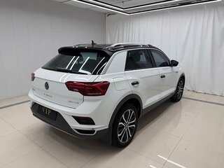 2022 Volkswagen T-Roc I (China Market), белый, 1650000 рублей, вид 4