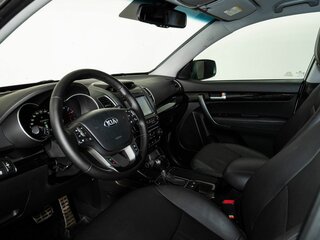 2014 Kia Sorento II Рестайлинг, серебристый, 1810000 рублей, вид 5