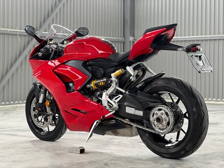 2020 Ducati Panigale V2, красный, 1450000 рублей, вид 5