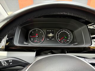 2018 Volkswagen Multivan T6, серый, 4399000 рублей, вид 5