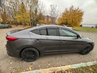 2018 Hyundai Elantra VI (AD), серый, 1300000 рублей, вид 2