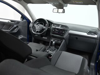 2020 Volkswagen Tiguan II, синий, 2025000 рублей, вид 5