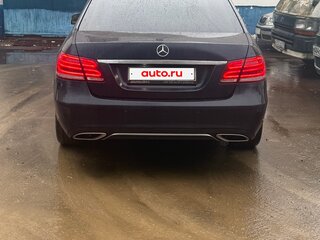 2015 Mercedes-Benz E-Класс 200 IV (W212, S212, C207) Рестайлинг, синий, 1900000 рублей, вид 5