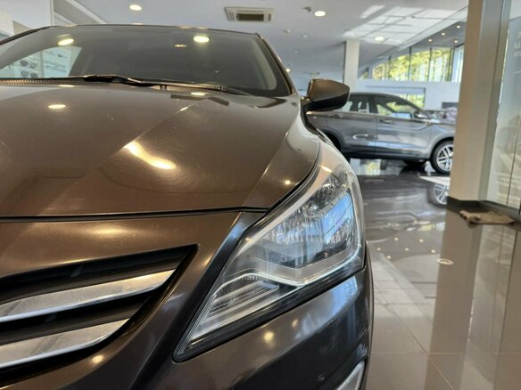 2016 Hyundai Solaris I Рестайлинг, коричневый, 849000 рублей - вид 24