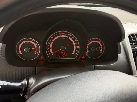 2011 Kia Ceed I Рестайлинг, серебристый, 650000 рублей - вид 3