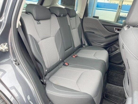 2020 Subaru Forester MHEV V, серый, 2763013 рублей - вид 11