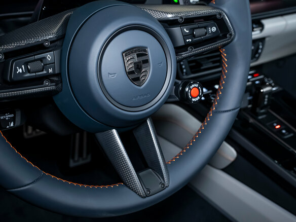 2026 Porsche 911 Turbo S VIII (992) Рестайлинг, серый - вид 38