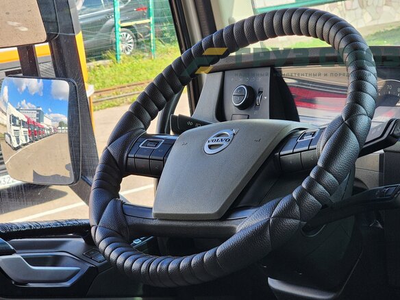 2017 Volvo FH, белый, 6250000 рублей - вид 19