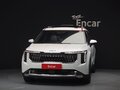 2024 Kia Carnival IV Рестайлинг, белый - вид 2