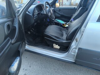 2011 Chevrolet Niva I Рестайлинг, серый, 385000 рублей, вид 5