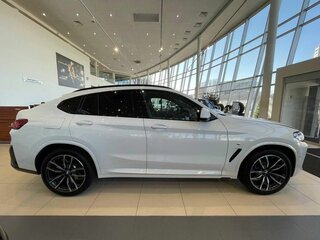 2025 BMW X4 20i II (G02) Рестайлинг, белый, 8150000 рублей, вид 4