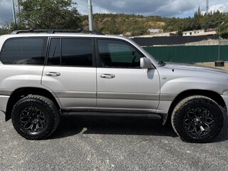 2002 Toyota Land Cruiser 100 Series Рестайлинг 1, серый, 2000000 рублей, вид 4