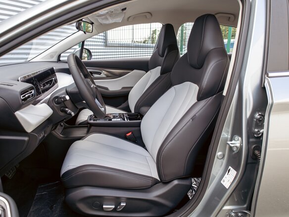 2025 BAIC U5 Plus, серый, 2556000 рублей - вид 10