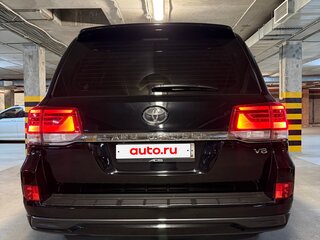 2017 Toyota Land Cruiser 200 Series Рестайлинг 2, чёрный, 6700000 рублей, вид 5