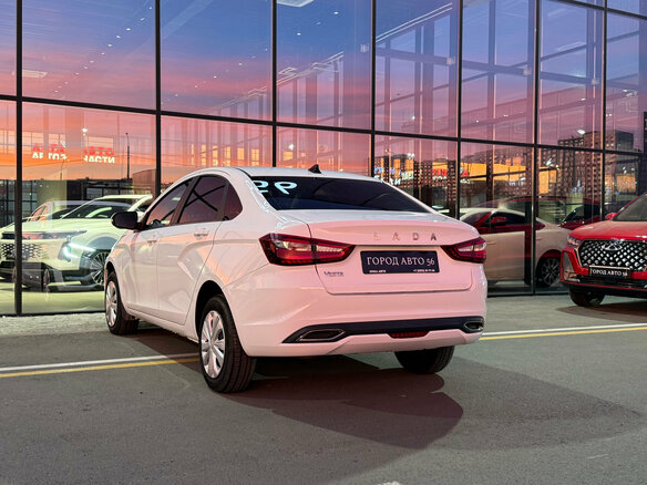 2024 Lada (ВАЗ) Vesta I Рестайлинг (NG), белый, 1299000 рублей - вид 4