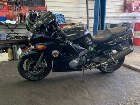 2005 Kawasaki ZZR 600, чёрный, 350000 рублей, вид 2