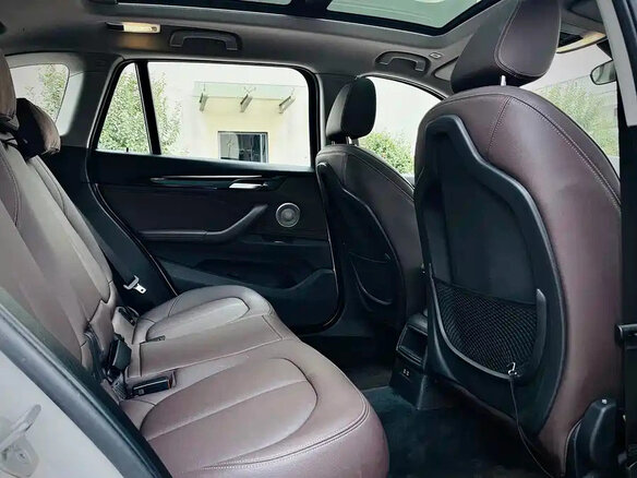 2022 BMW X1 Long 20Li sDrive II (F48) Рестайлинг, белый, 1970500 рублей - вид 15