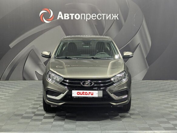 2026 Lada (ВАЗ) Vesta I Рестайлинг (NG), коричневый - вид 1