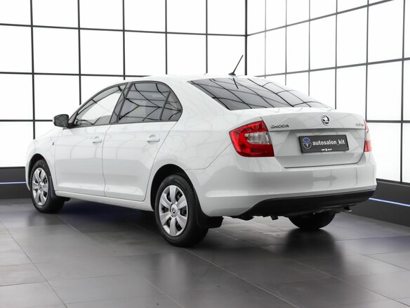 2016 Skoda Rapid I, белый, 1079000 рублей - вид 6