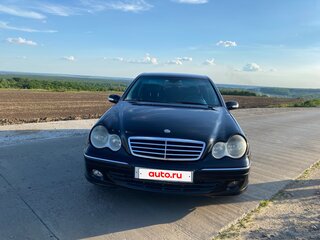 2005 Mercedes-Benz C-Класс 200 II (W203) Рестайлинг, чёрный, 649000 рублей, вид 4
