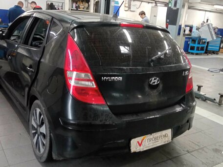 2011 Hyundai i30 I Рестайлинг, чёрный, 399000 рублей, вид 4