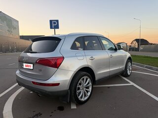 2010 Audi Q5 I (8R), серебристый, 1350000 рублей, вид 5