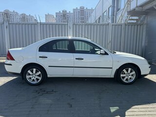 2004 Ford Mondeo III Рестайлинг, белый, 455000 рублей, вид 3