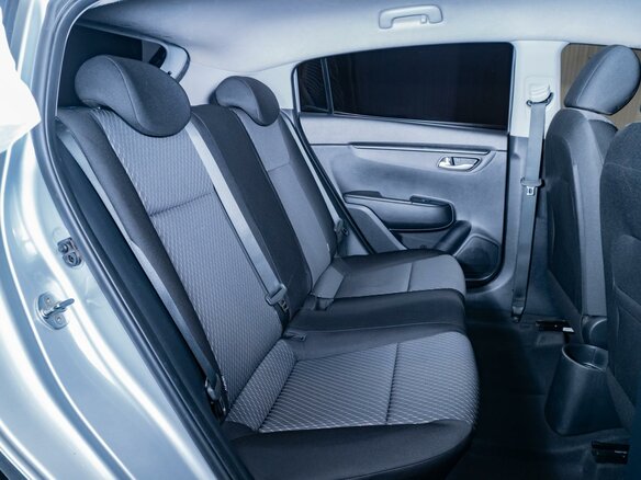 2019 Kia Rio X-Line IV, серебристый, 1540000 рублей - вид 6