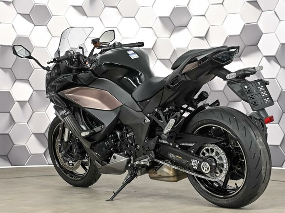 2023 Kawasaki Ninja 1000 SX, чёрный - вид 7