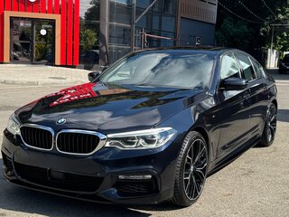 2017 BMW 5 серии 520d xDrive VII (G30/G31/G38), синий, 3450000 рублей, вид 2
