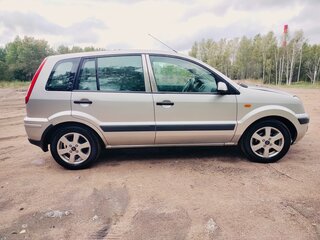 2007 Ford Fusion I Рестайлинг, серебристый, 260000 рублей, вид 2