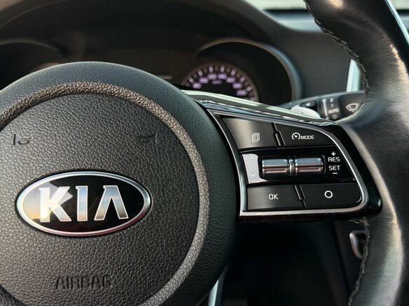 2018 Kia Optima IV Рестайлинг, белый, 2150000 рублей - вид 23