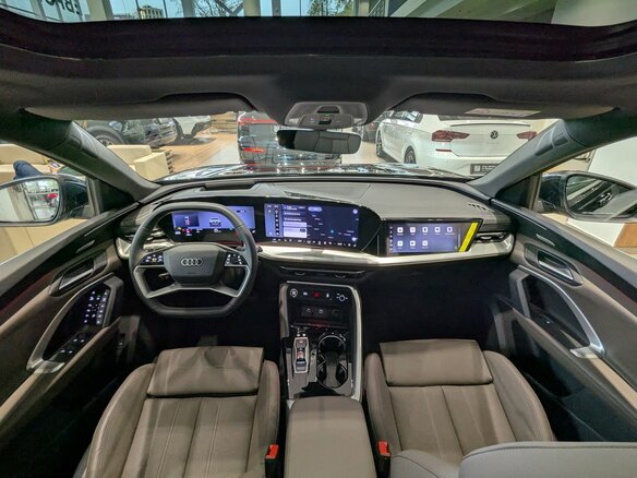 2026 Audi Q5 40 TDI III (GU), чёрный, 8990000 рублей - вид 28