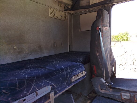 2002 Iveco Stralis, зелёный, 200000 рублей - вид 13