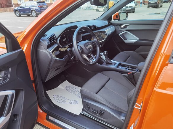 2022 Audi Q3 35 TFSI II (F3), оранжевый, 3300000 рублей - вид 13
