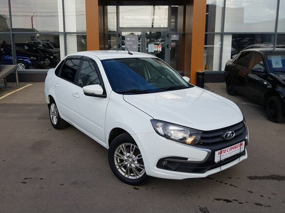 2023 Lada (ВАЗ) Granta I Рестайлинг, белый - вид 2