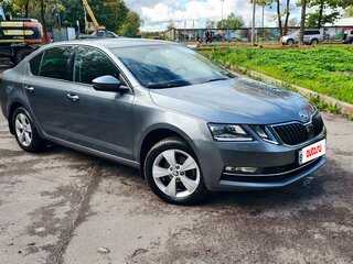 2019 Skoda Octavia III (A7) Рестайлинг, серый, 2100000 рублей, вид 3