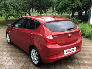 2016 Hyundai Solaris I Рестайлинг, красный, 1200000 рублей, вид 5